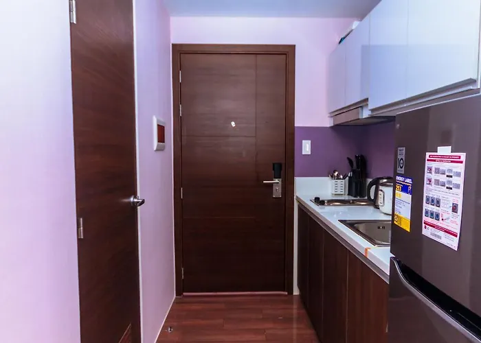 Chic Floating Penthouse Makati Gym Air Gym Swim Park 300mb Апартаменты
