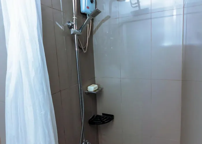 Апартаменты Chic Floating Penthouse Makati Gym Air Gym Swim Park 300mb