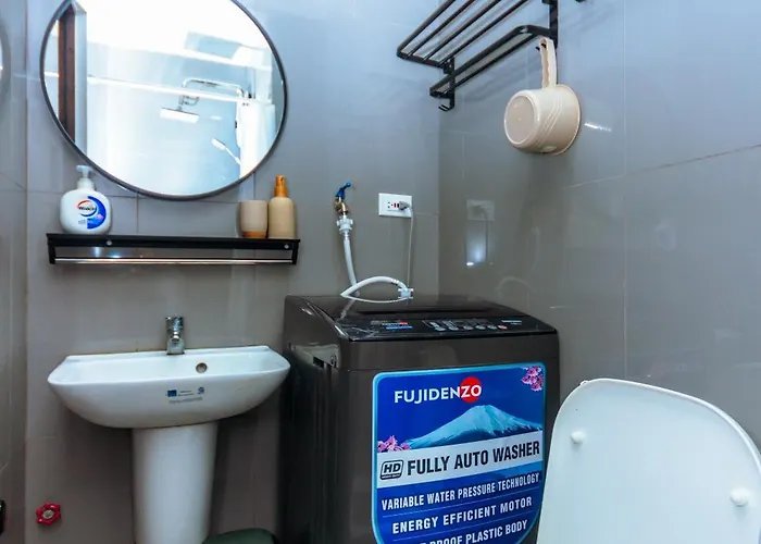 Chic Floating Penthouse Makati Gym Air Gym Swim Park 300mb Апартаменты *